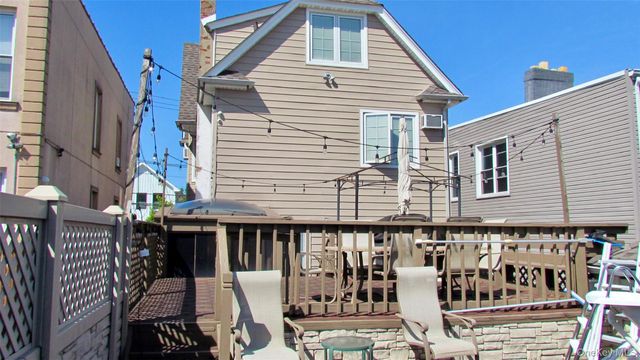 66-71 74th Street, Middle Village, NY 11379