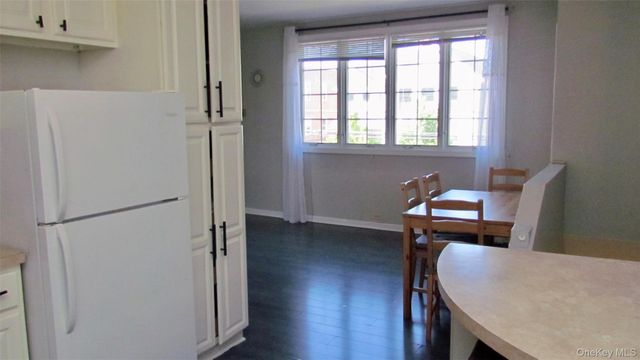 66-71 74th Street, Middle Village, NY 11379