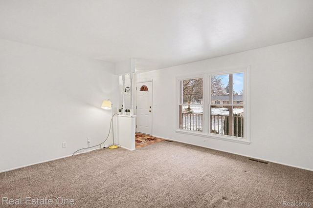 2502 Hutchinson Lane, Mundy Township, MI 48507