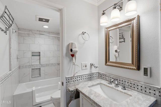 251 S Ventura Road 210, Port Hueneme, CA 93041