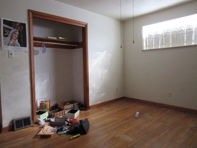 5921 Rodgers Street, Lincoln Place, PA 15207