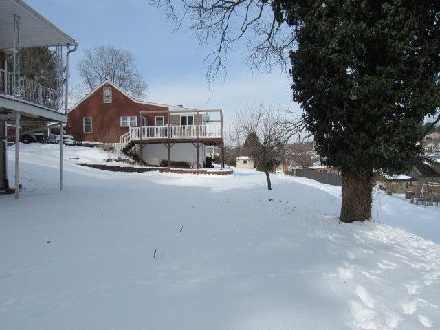 5921 Rodgers Street, Lincoln Place, PA 15207