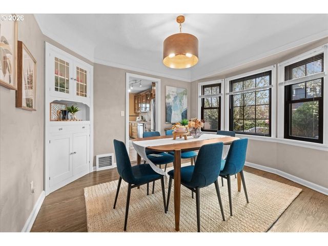 7407 N POLK Ave N, Portland, OR 97203