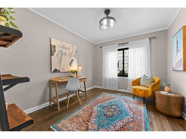 7407 N POLK Ave N, Portland, OR 97203