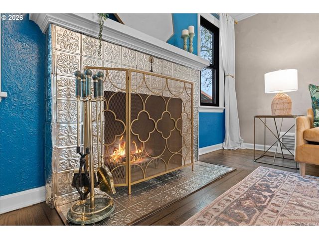 7407 N POLK Ave N, Portland, OR 97203