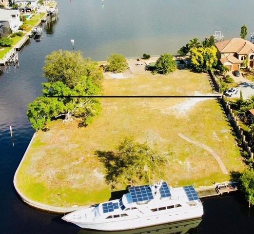 2105 JAMAICA WAY, Punta Gorda, FL 33950