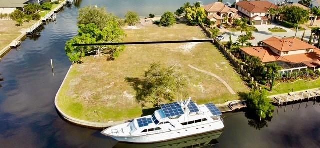 2105 JAMAICA WAY, Punta Gorda, FL 33950