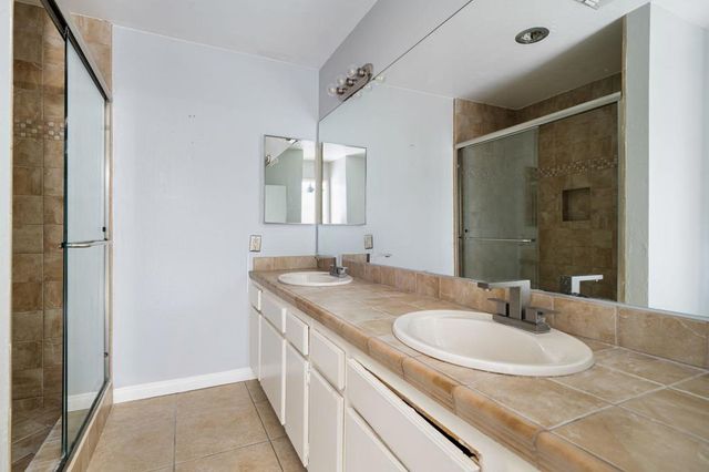 3174 E Cajon Circle, Palm Springs, CA 92264