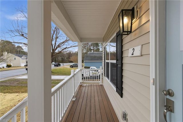 2 Tiffany LN, Hampton, VA 23664