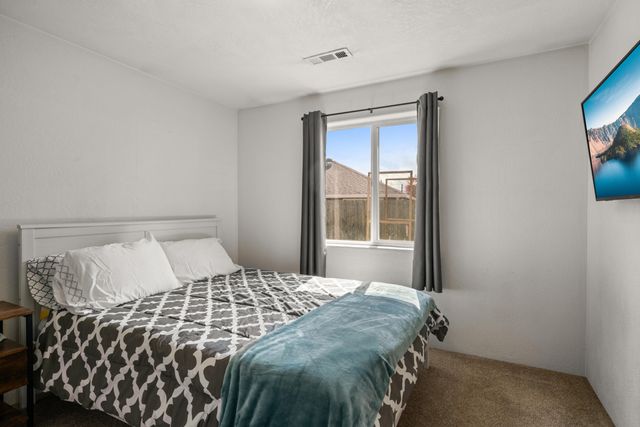 74 Eagle View Drive, Eagle Point, OR 97524