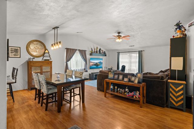 74 Eagle View Drive, Eagle Point, OR 97524