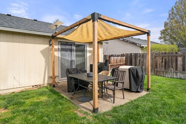 74 Eagle View Drive, Eagle Point, OR 97524