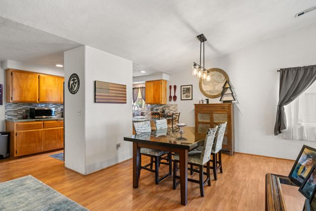 74 Eagle View Drive, Eagle Point, OR 97524