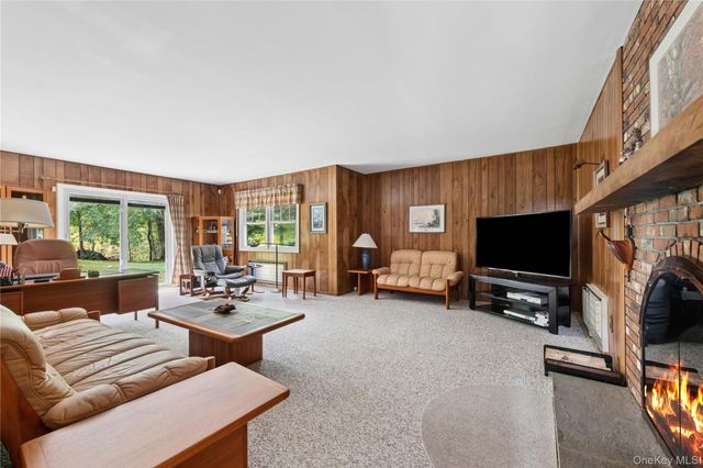 56 Holmes Lane, Bedford, NY 10506