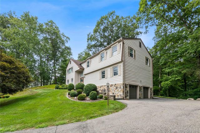 56 Holmes Lane, Bedford, NY 10506
