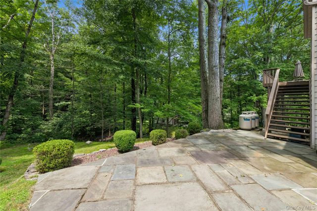 56 Holmes Lane, Bedford, NY 10506