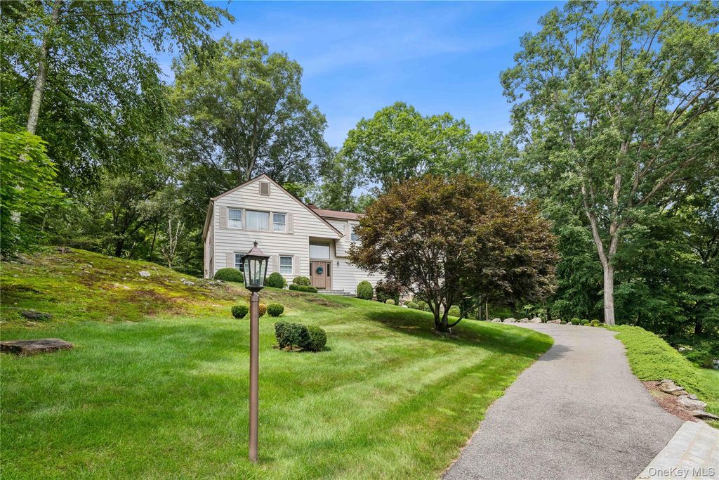 56 Holmes Lane, Bedford, NY 10506 — photo 2