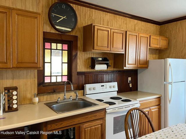 311 N Lake Road, Haines Falls, NY 12436