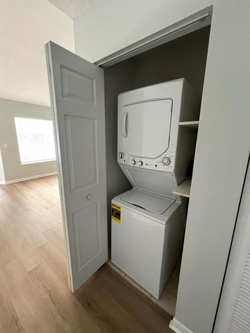 815 W Boynton Beach Boulevard 6-204, Boynton Beach, FL 33426