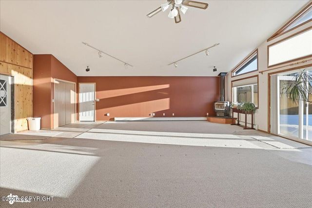 323 W Rockwell Avenue, Soldotna, AK 99669