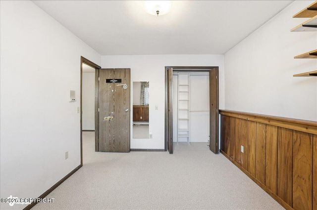 323 W Rockwell Avenue, Soldotna, AK 99669