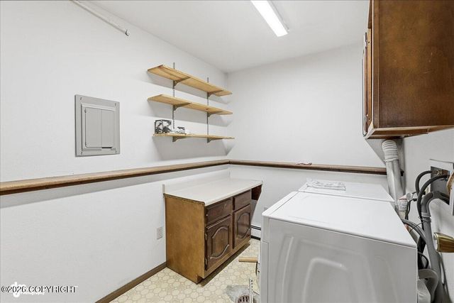 323 W Rockwell Avenue, Soldotna, AK 99669