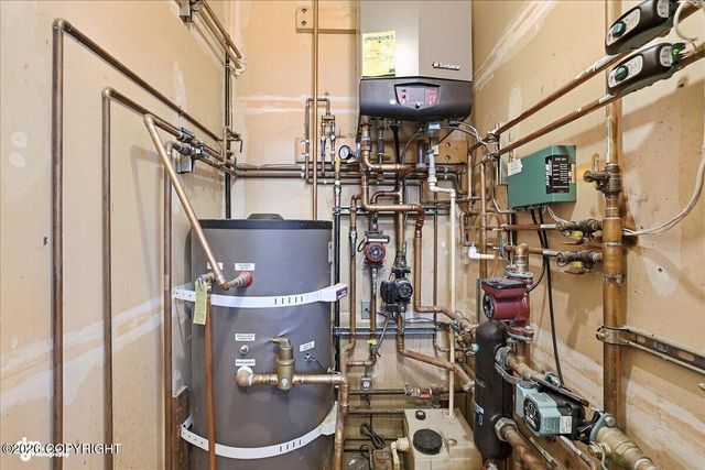 323 W Rockwell Avenue, Soldotna, AK 99669