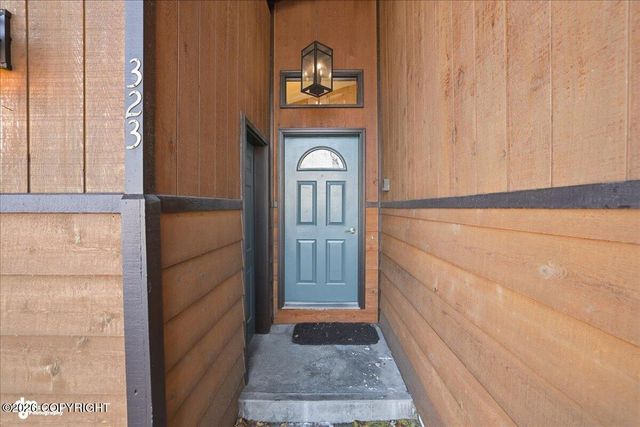 323 W Rockwell Avenue, Soldotna, AK 99669