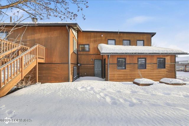 323 W Rockwell Avenue, Soldotna, AK 99669