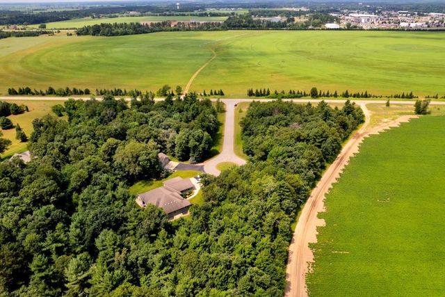 950 CLEARVIEW COURT, Plover, WI 54467