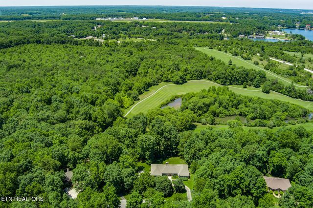 60 Bluff Rd, Crossville, TN 38555