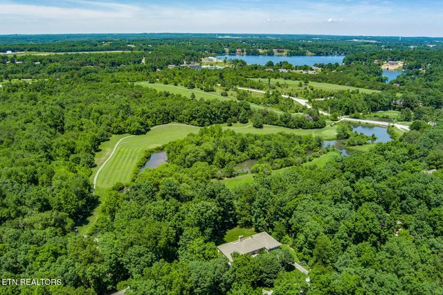 60 Bluff Rd, Crossville, TN 38555