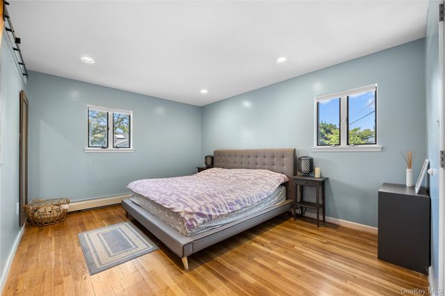 2 York Avenue, Bethpage, NY 11714