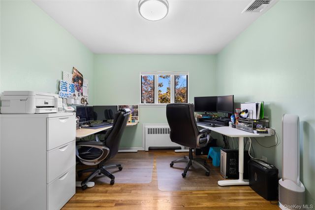 2 York Avenue, Bethpage, NY 11714