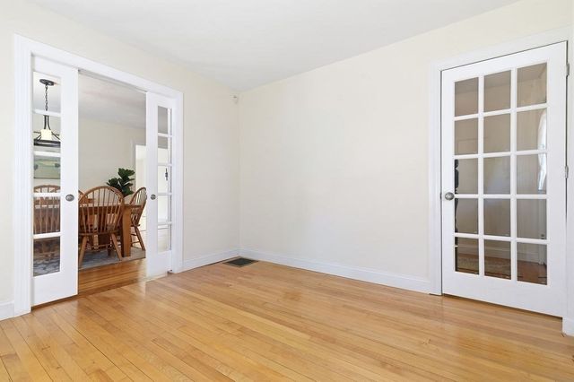 92 Lake Ave, Walpole, MA 02081