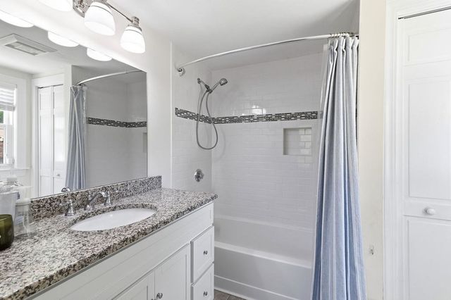92 Lake Ave, Walpole, MA 02081
