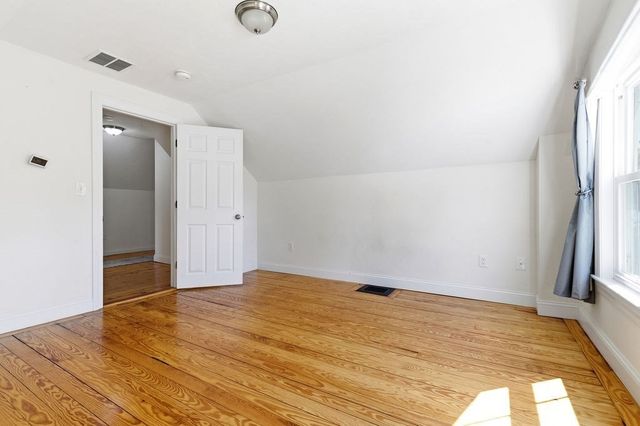 92 Lake Ave, Walpole, MA 02081