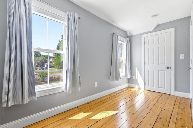 92 Lake Ave, Walpole, MA 02081