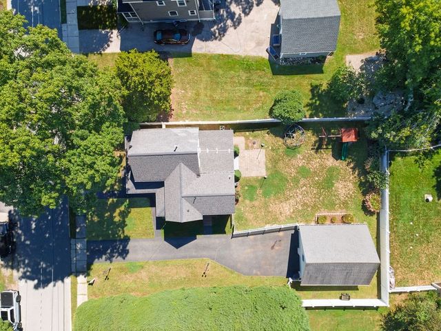 92 Lake Ave, Walpole, MA 02081