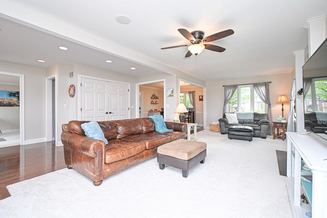 62 Mel Lawn Drive, Fort Thomas, KY 41075