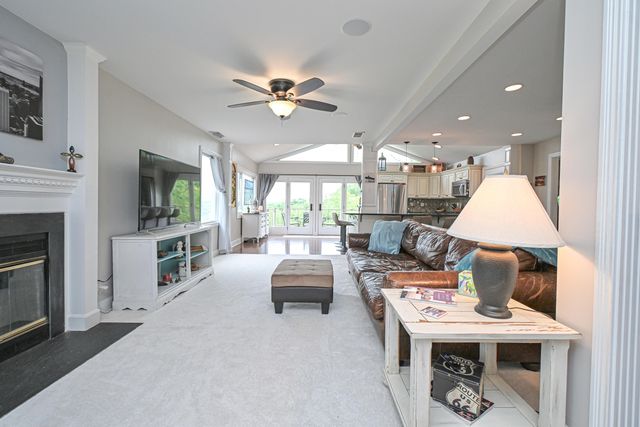62 Mel Lawn Drive, Fort Thomas, KY 41075