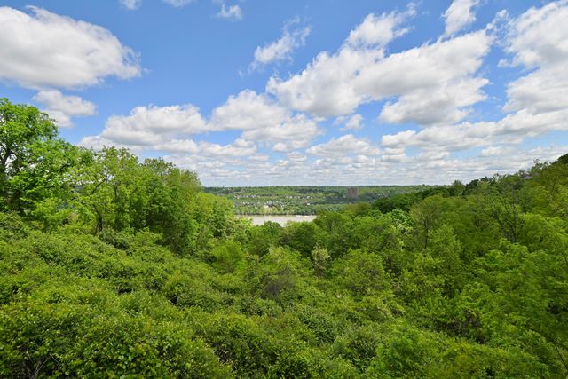62 Mel Lawn Drive, Fort Thomas, KY 41075