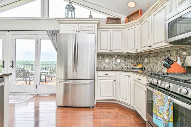 62 Mel Lawn Drive, Fort Thomas, KY 41075