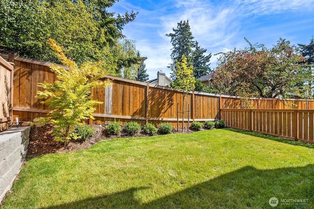 11418 NE 90th Street, Kirkland, WA 98033