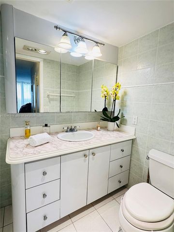 2750 NE 183rd Street 1607, Aventura, FL 33160