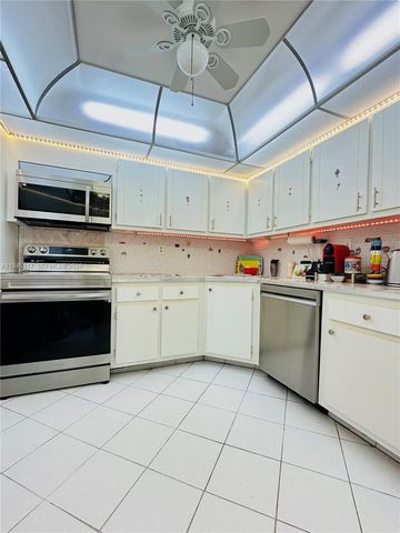 2750 NE 183rd Street 1607, Aventura, FL 33160