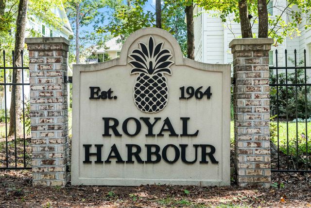 5691 Captain Kidd Rd, Hollywood, SC 29449