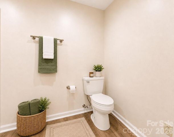 7220 Winery Lane, Charlotte, NC 28227