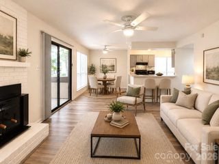 7220 Winery Lane, Charlotte, NC 28227