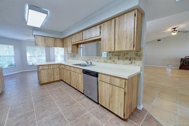 8844 E ROSEMONT STREET, Inverness, FL 34450